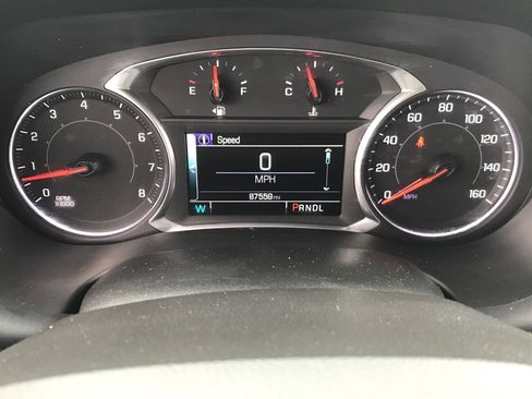 Used 2018 GMC Acadia SLT FWD image 12