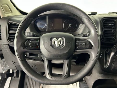 Used 2025 RAM ProMaster 2500 w/ Convenience Group FWD image 24