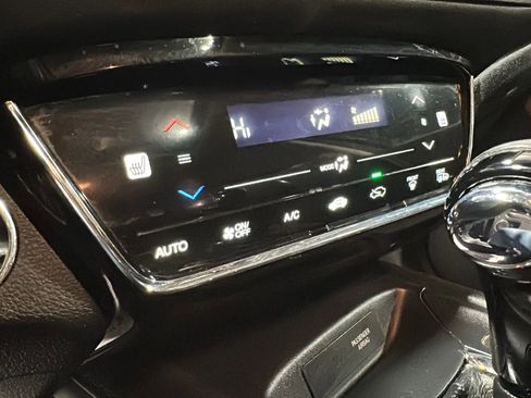 Used 2017 Honda HR-V EX image 22