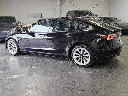 Used 2023 Tesla Model 3 Standard Range RWD image 2