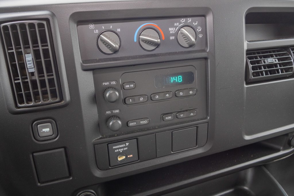 Used 2007 Chevrolet Express 3500 RWD image 10