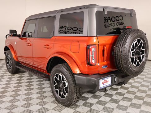 Used 2024 Ford Bronco Outer Banks image 25