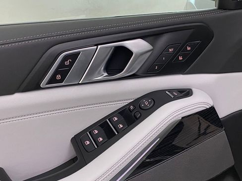 New 2026 BMW X5 xDrive40i w/ M Sport Package image 24