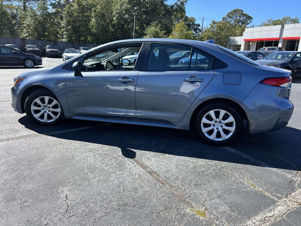 New 2027 Toyota Corolla LE FWD image 6