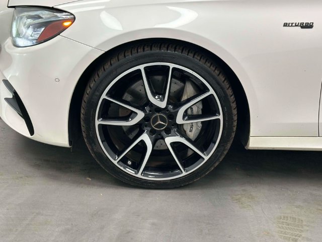 Used 2017 Mercedes-Benz E 43 AMG 4MATIC Sedan image 23