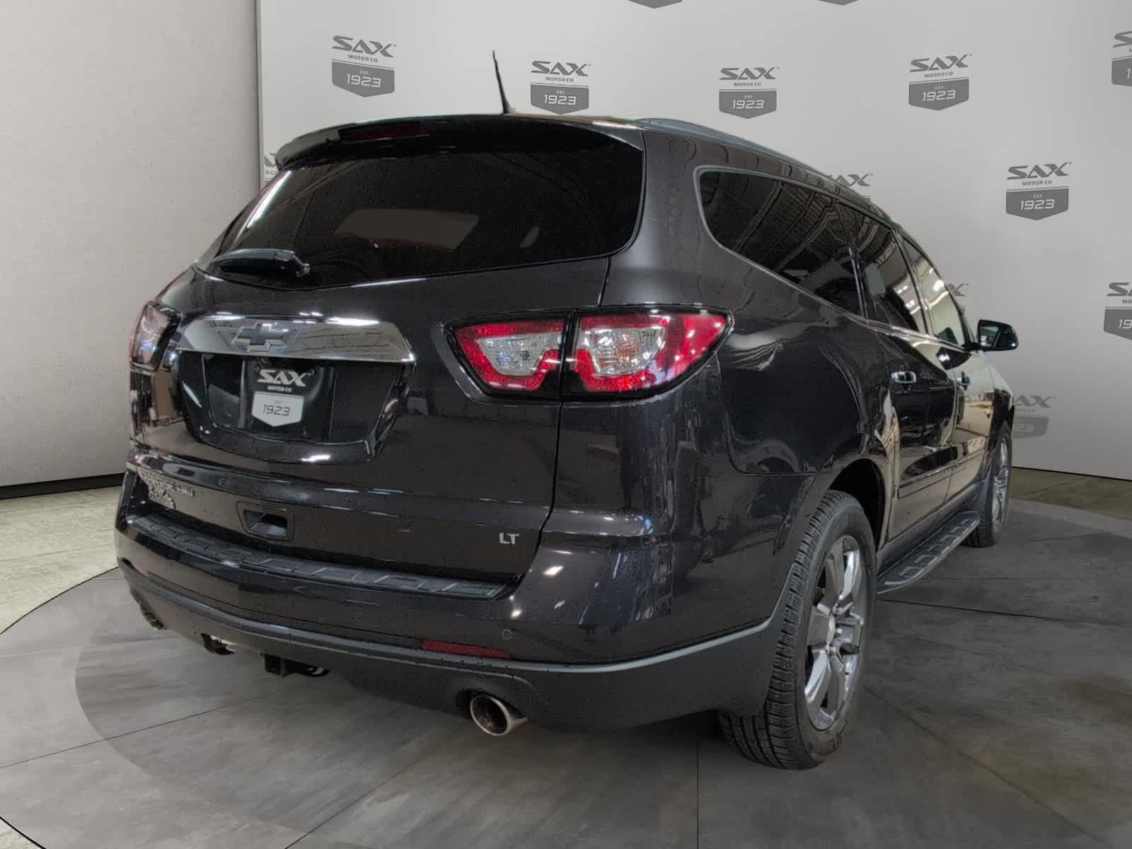 Used 2017 Chevrolet Traverse LT AWD/4WD image 5