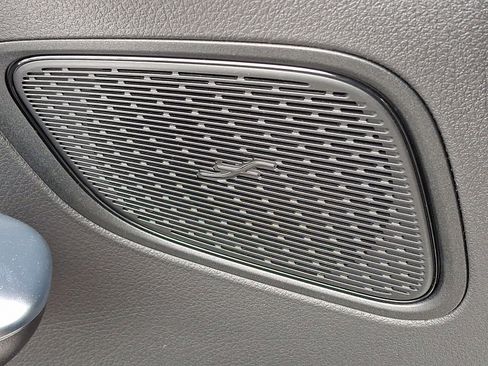 Certified 2025 Mercedes-Benz GLC 300 4MATIC image 25