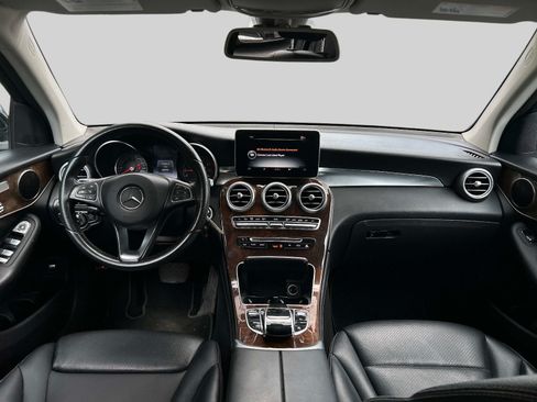 Used 2016 Mercedes-Benz GLC 300 4MATIC image 26