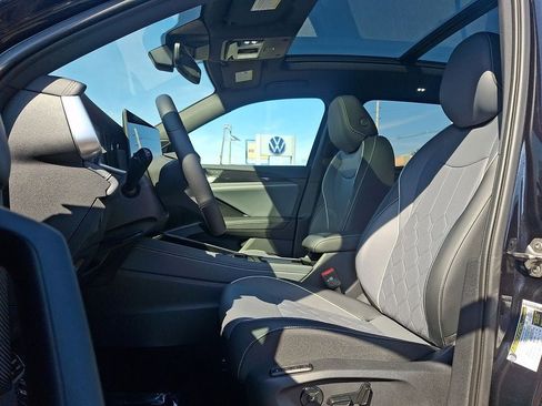 Certified 2025 Volkswagen Tiguan SEL R-Line AWD/4WD image 13