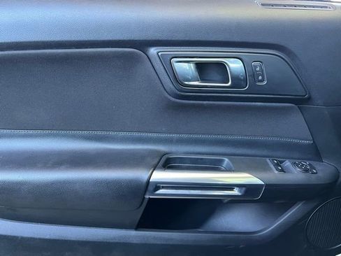 Used 2018 Ford Mustang GT w/ GT Performance Package image 23