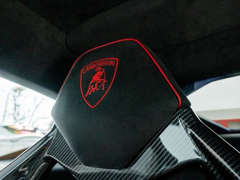 Used 2024 Lamborghini Huracan Tecnica image 71