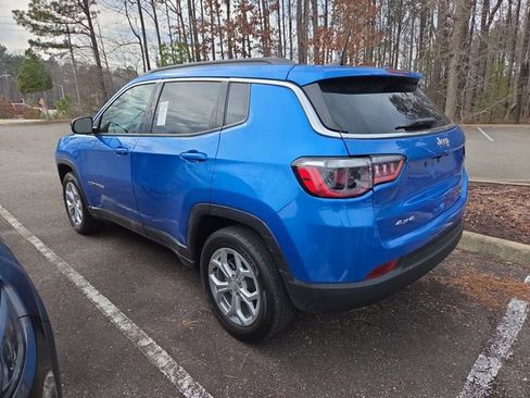 Used 2024 Jeep Compass Latitude image 5