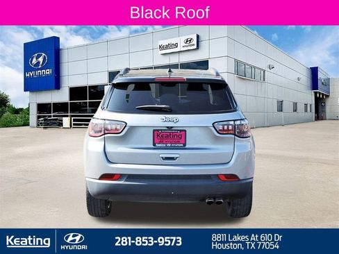 Used 2020 Jeep Compass Latitude image 6