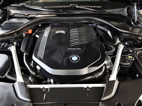 Used 2022 BMW 540i xDrive w/ M Sport Package AWD/4WD image 82