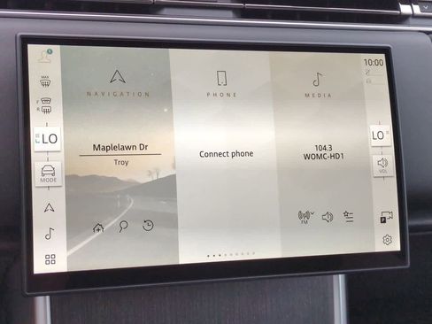 New 2025 Land Rover Range Rover SE image 28