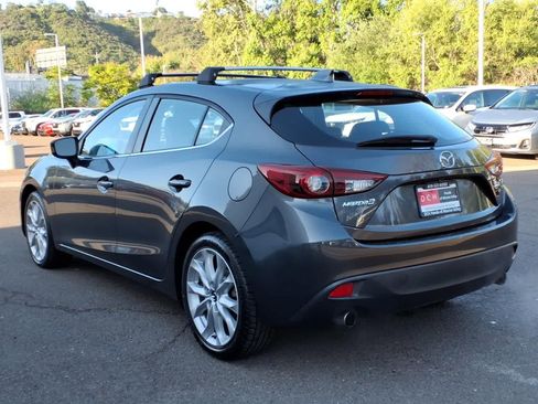 Used 2014 MAZDA MAZDA3 s Grand Touring w/ Technology Package FWD image 7