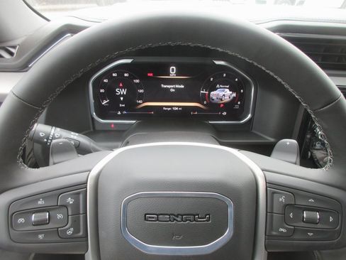 New 2026 GMC Sierra 1500 Denali w/ Denali Reserve Package image 18