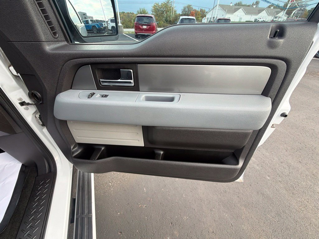 Used 2012 Ford F150 XLT w/ XLT Custom Pkg RWD image 42