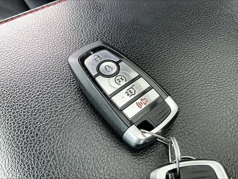 Used 2021 Ford Expedition Limited AWD/4WD image 10