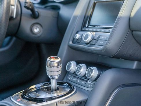 Used 2014 Audi R8 V8 image 53