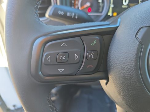 New 2026 Jeep Wrangler Rubicon w/ Xtreme 35 Tire Package image 17