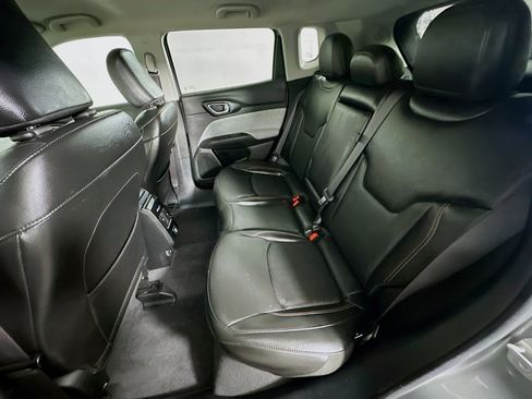 Used 2022 Jeep Compass Latitude image 26