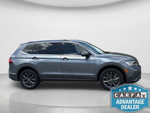 Used 2022 Volkswagen Tiguan SE FWD image 4
