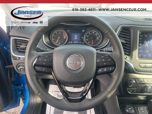 Used 2023 Jeep Cherokee Altitude Lux image 13