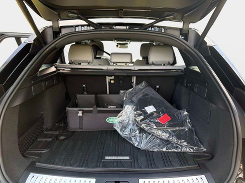 New 2026 Land Rover Range Rover Velar Belgravia AWD/4WD image 10