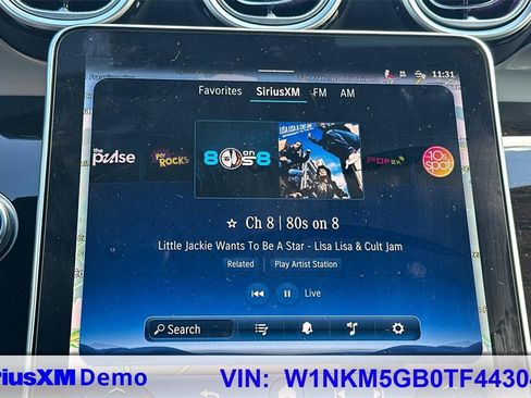 Used 2026 Mercedes-Benz GLC 350e 4MATIC image 35