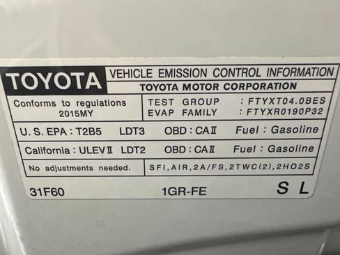 Used 2015 Toyota 4Runner SR5 AWD/4WD image 66