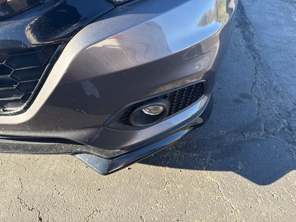 Used 2019 Honda HR-V Sport image 9