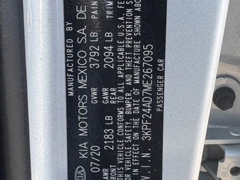 Used 2021 Kia Forte LXS image 17