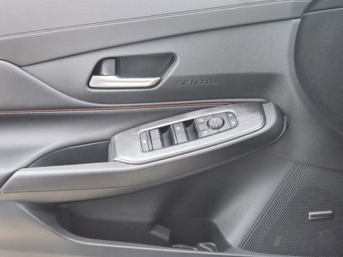 New 2026 Nissan Sentra SR image 21