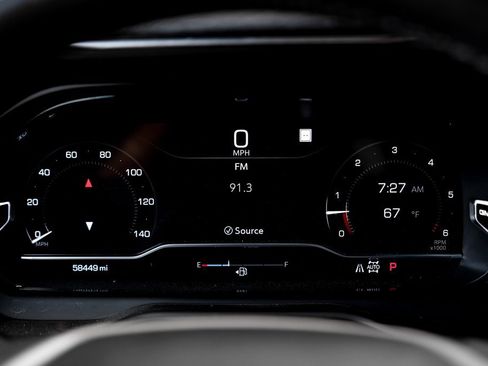 Used 2022 GMC Yukon XL Denali image 25