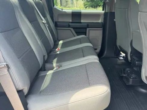 Used 2019 Ford F150 XL w/ Equipment Group 101A Mid AWD/4WD image 14