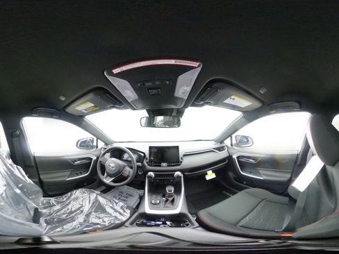 New 2025 Toyota RAV4 SE image 33