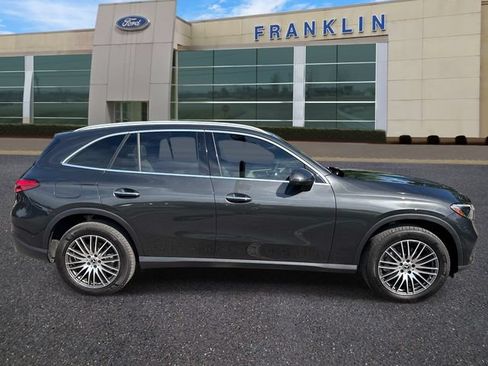 Used 2025 Mercedes-Benz GLC 300 w/ Winter Package image 8