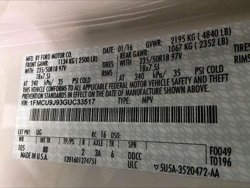 Used 2016 Ford Escape Titanium image 32