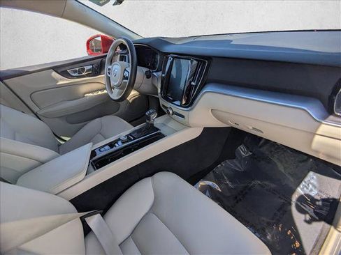 Used 2019 Volvo S60 T5 Momentum w/ Premium Package FWD image 20