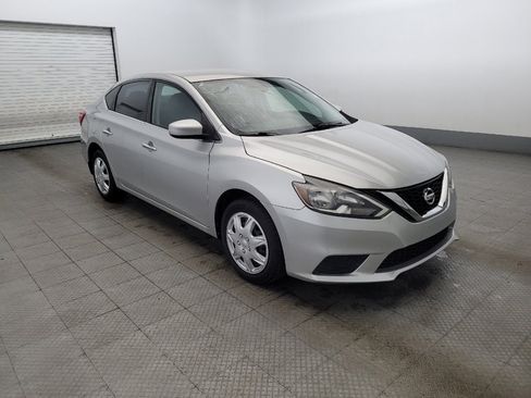 Used 2017 Nissan Sentra S image 13