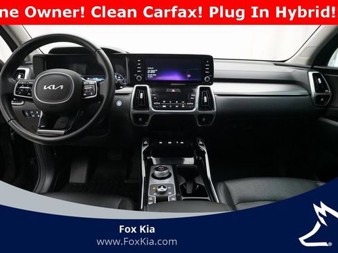 Used 2022 Kia Sorento SX w/ Panoramic Sunroof Package image 5
