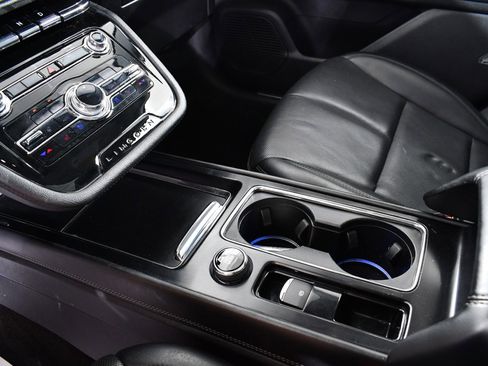 Used 2022 Lincoln Corsair AWD w/ Premium Package image 30