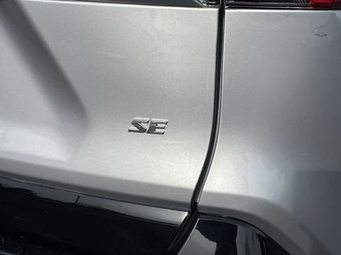 Used 2023 Toyota RAV4 SE image 41