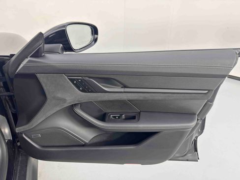 Used 2023 Porsche Taycan GTS image 46