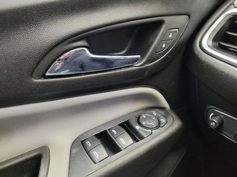 Used 2019 Chevrolet Equinox LT AWD/4WD image 27