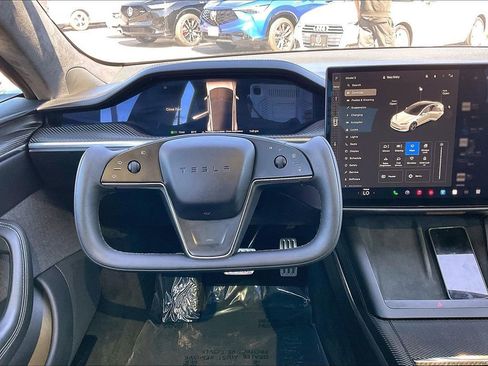 Used 2021 Tesla Model S Plaid image 23