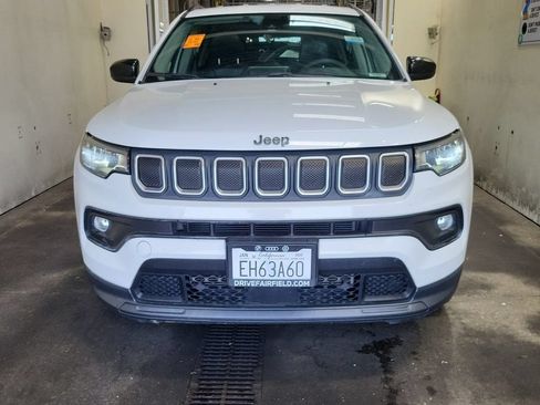 Used 2022 Jeep Compass Latitude FWD image 6