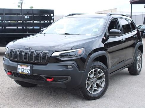 Used 2022 Jeep Cherokee Trailhawk AWD/4WD image 10