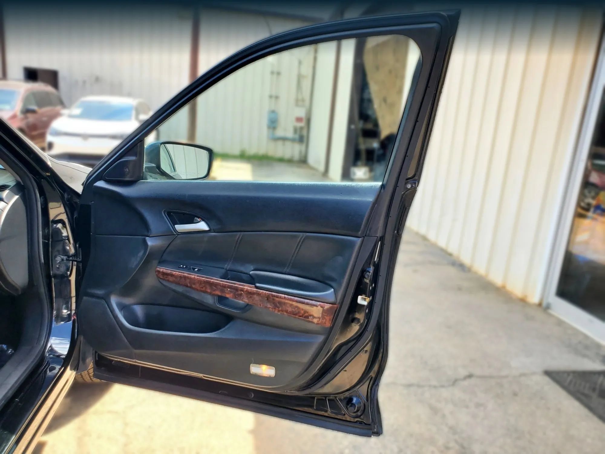 Used 2010 Honda Crosstour EX-L image 17